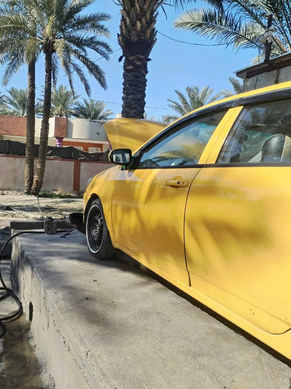 بي واي دي الموديل 13 للبيع او مراوس النترا ماكينه وكير حداديه تخم تاير دوشمه كهربائيات كله جديد السعر ٥٥ وبيه مجال ***********
