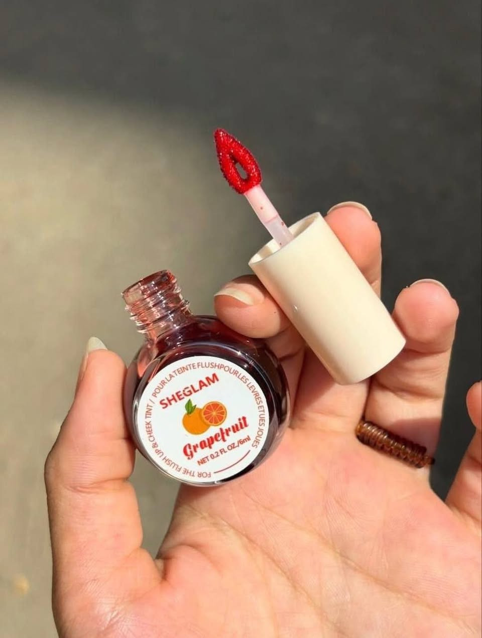 SHEGLAM For The Flush Lip & Cheek Tint 👄

تنت شيكلام الجديد الاصلي♥️
لون الشفاه الطبيعي الخاص بك! يوفر لون الخد والشفاه السائل سهل الاستخدام مظهراً طبيعياً لن يتزحزح بعد يوم طويل! مصنوع من هيالورونات الصوديوم ومستخلص الفوقس، كما أنه يرطب بشرتك للحصول على خدود وشفاه وردية للغاية وممتلئة!,
متوفر بـ 3 درجات : بوجد توصيل  لكافة المحافظات ب٦ الاف


**إذا كنت صاحب هذا الإعلان وتريد حذفه لأي سبب، رجاءا أرسل رسالة إلى الدعم الفني**