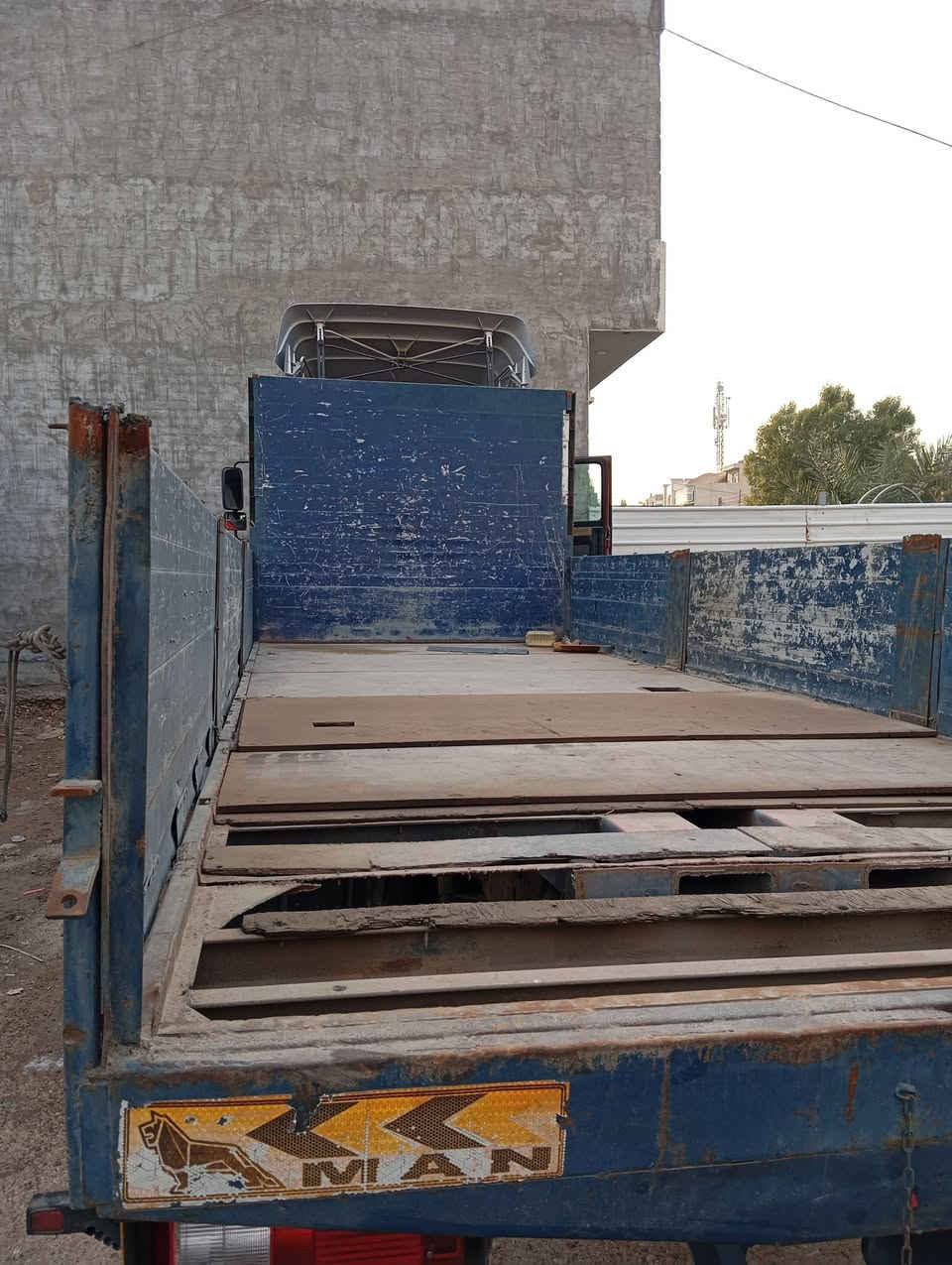 السلام عليكم مان 2001 للبيع ثانويه باسمه تحويل ثاني يوم تانكي 1200 جير عادي من نمر السعر 140 وبيها مجالل
***********
*********** 
واتساب
