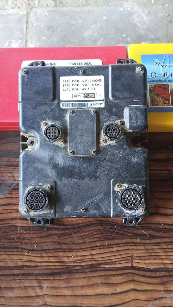 ***********.       ***********
