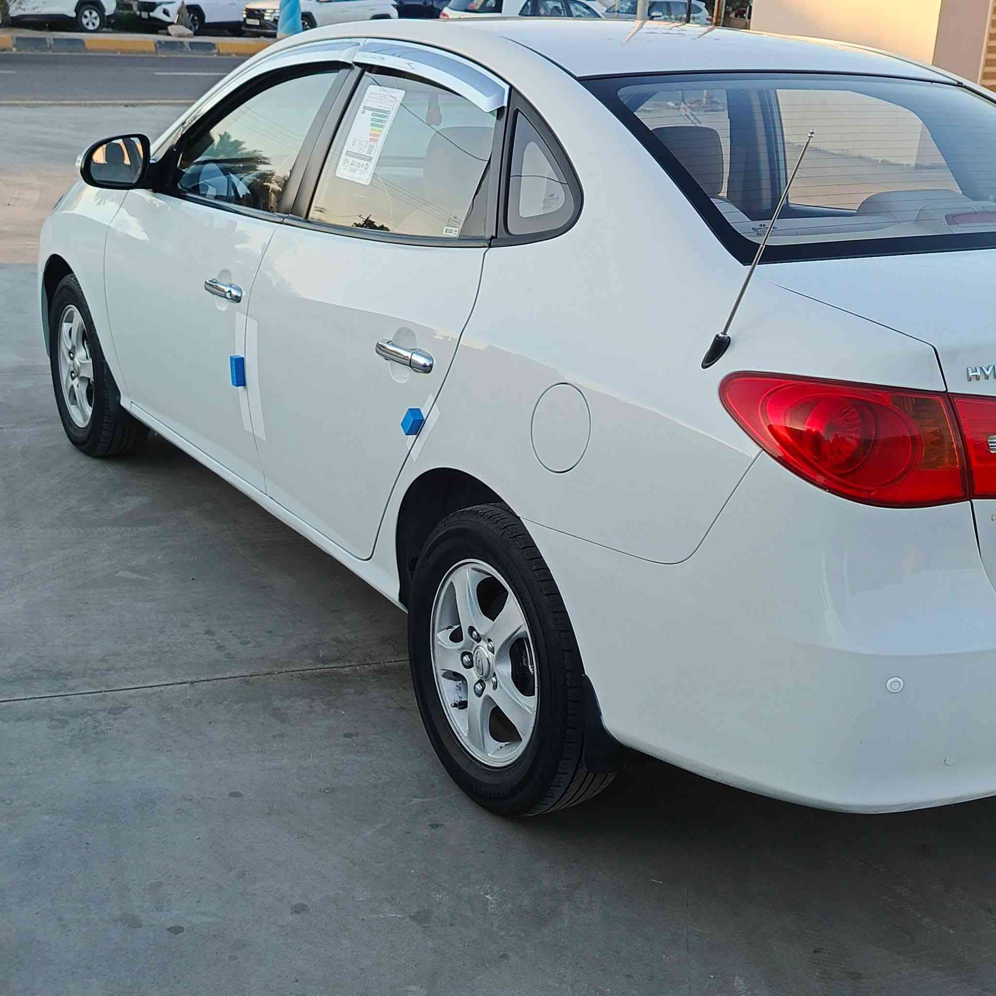 السلام عليكم للبيع النترا 2011
رقم اربيل بسمي. 
فول مواصفات. 
محرك 1600.مكفول 
تبريد ثلج تخم تاير جديد 
بيها قطعه صبغ. 
السعر 116.مجال بسيط جدا 
مكان سياره صلاح الدين قضاء بلد ***********
