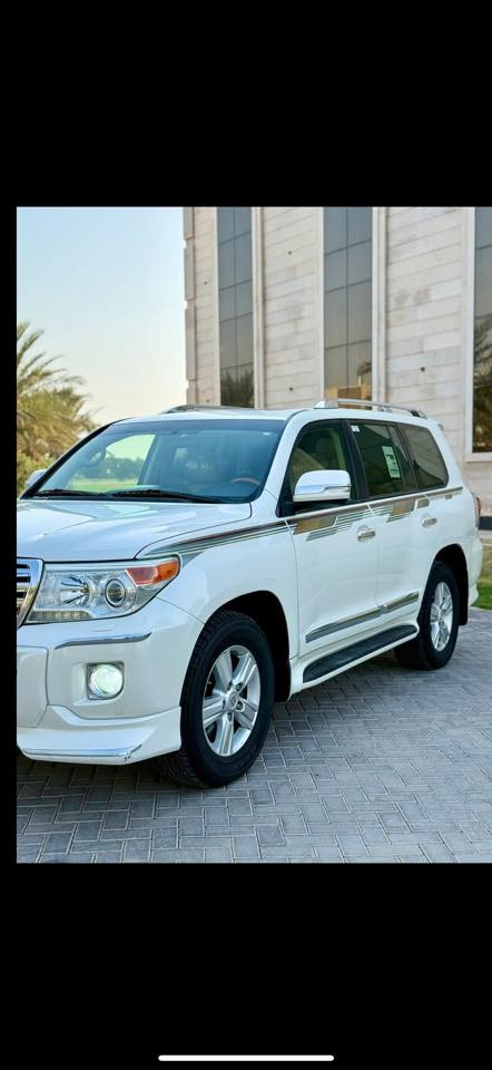 سلام عليكم لاندكروزر 2014 ساز فول مواصفات مكفولة كفالة عامة من صبغ والضربة بارد بسيط المكينة والكير والحدادية تخم تاير جديد دلوب باتري جديد سيارة جديدة خيرمن من الله سعر 385 وبيها مجال بسيط مكان بغداد ***********رقم الهاتف
