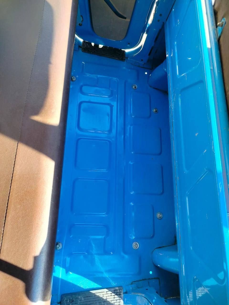 سلام عليكم شباب تك تك مضلع للبيع موديل 23 طالعه بشهر 11 محسوبه على 24 أوراق رقم  تليفون ***********
