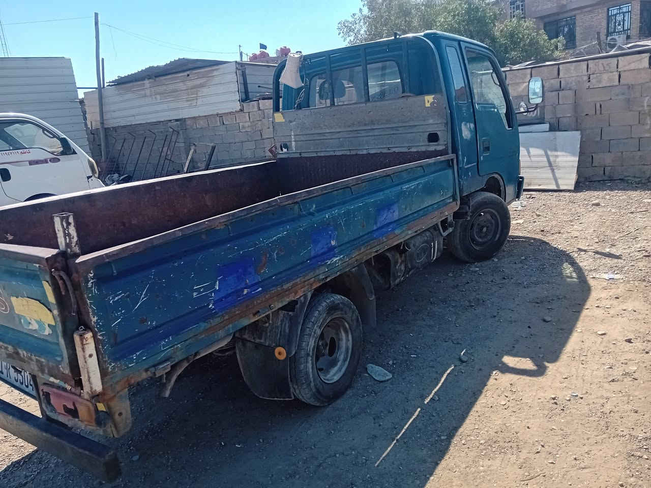 ***********للبيع فونتيرة رقم بغداد انكليزي صار ٣اشهر من رقمت سياره اسمي مكاني بغداد حي الجهاد ابيع كوم حديد قفل ٣٧ سياره تشتغل نكره سلف بيه تبخير قليل اني ابيع كوم حديد
