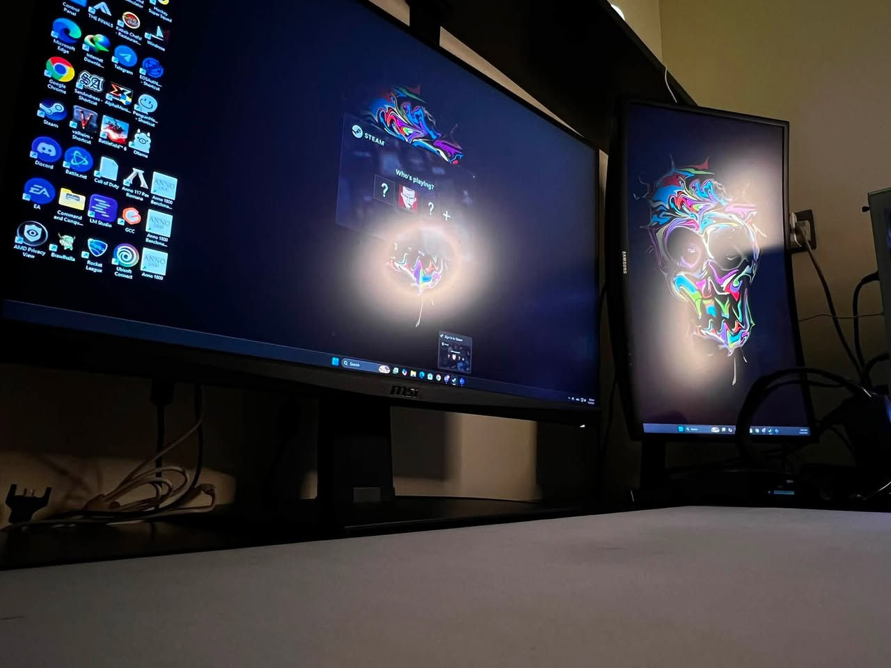 🔥 تجميعة ألعاب احترافية + شاشتين + ملحقات

🖥️ مواصفات التجميعة:

- GPU: Radeon RX 7900 XTX
- CPU: AMD Ryzen 7 7800X3D
- Motherboard: Gigabyte X670 Gaming X AX
- RAM: G.SKILL DDR5 6000MHz
- Cooler: Xigmatek Frozr II Arctic 360
- PSU: DeepCool 1000W
- Case: Xigmatek Aqua V
- Storage: Lexar NVMe SSD 1TB

🖥️ الشاشات:

- MSI 27" QHD (2K) – 240Hz
- Samsung 24" Full HD – 144Hz

🎮 الملحقات:

-UPS Farber 2K Online
السعر ٣ مليون و ٥٠٠ الف 
وبيها مجال للجادين
***********
واتساب او اتصال
