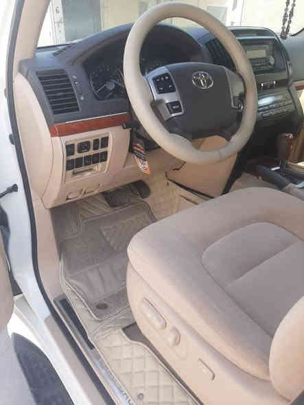 لاندكروز 2014 جيهان نظيفه جدا مال جناي
مكفوله حسب  السونار المرفق باسمي  السعر 420 وبيها مجال .
مكلف بالنشر الاتصال بالرقم ***********
