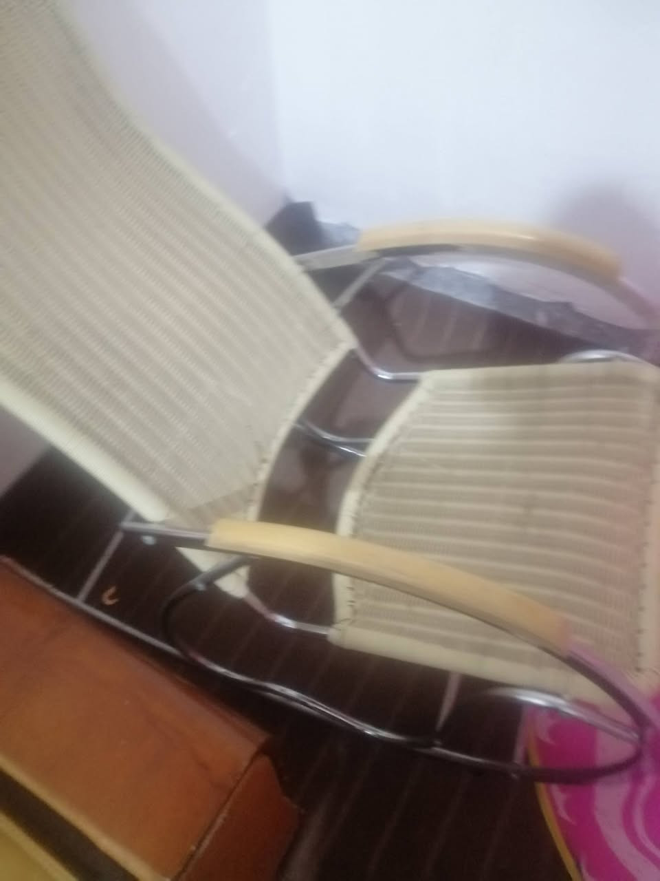 كرسي هزاز للبيع زبير ***********
