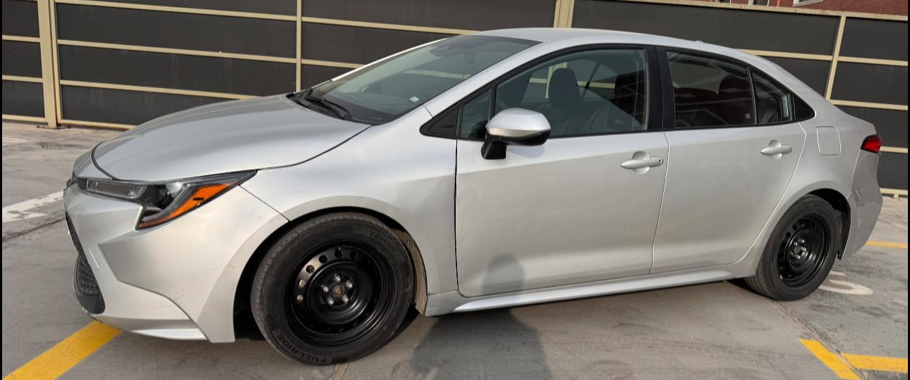 كورلا 2023 رقم بغداد وارد امريكا حادث بسيط قطعه وحده تبديل جاملغ مكينة 2000 
ماشيه 30 الف 
بيع او مراوس 
العنوان بغداد البلديات 
***********
