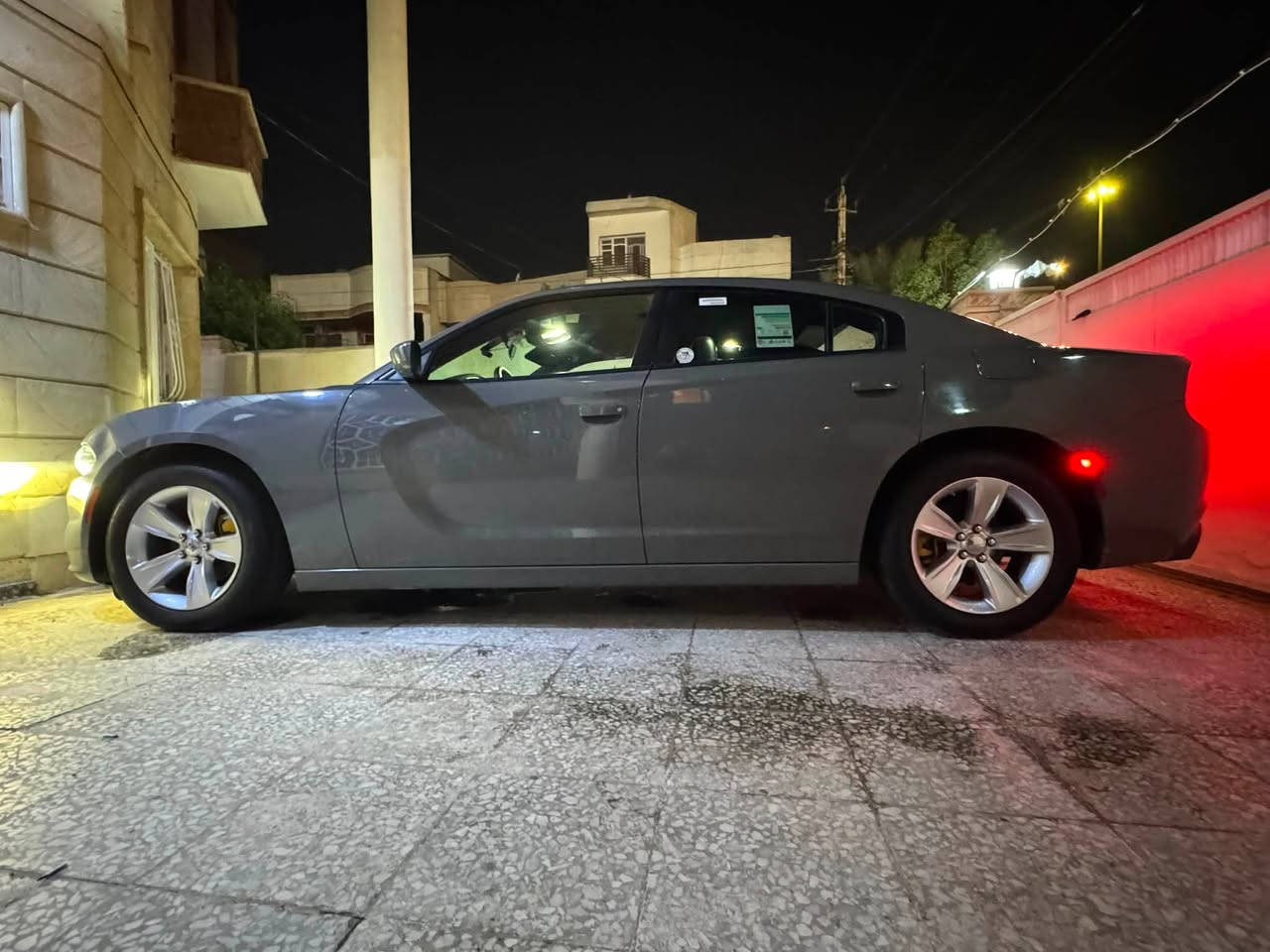 السلام عليكم

للبيع جارجر 2019 وارد امريكي مكينة 3600

مواصفات sxt blus فول للاخير

حادثة صفحة صبغ بدون دواخل حادث خفيف بدون ايرباك

داخل جلد فتحة خزن ميموري مري تدفئة و قلاب تدفئة تبريد كشنات 

ماشية 77 الف ميل رقم بغداد انكليزي هزة وسنوية جديدة 

وبيه عدسات زنون بس العدسات سعرهن 500 دولار

وهورنات طاط بيه السيارة لون اسمنتي مميز

مكاني بغداد الحرية ***********

السعر 210 وبيه مجال بسيط

