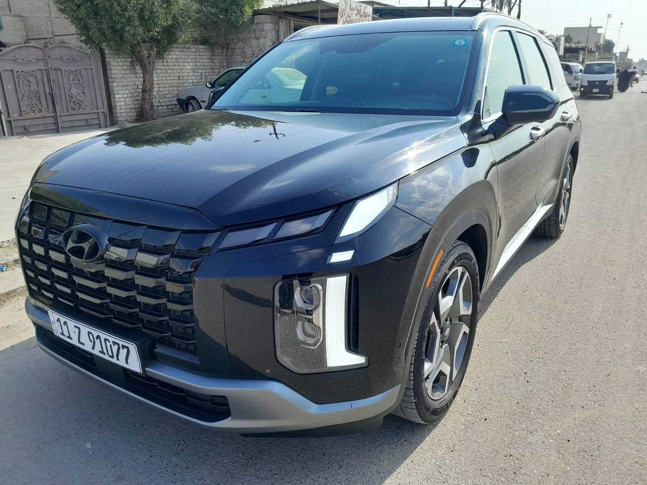 السلام عليكم
هونداي بلسايد موديل ٢٠٢٣ 
حادث موضح بصور وسونار موجود 
موصفات بريمنيوم  
رقم بغداد باسمي ماشيه ٤٣ 
العنوان بغداد حي البتول 
اذا اكو مراوس بسياره اقل عادي 
السعر ٣١٠ وبيها مجال 
***********
