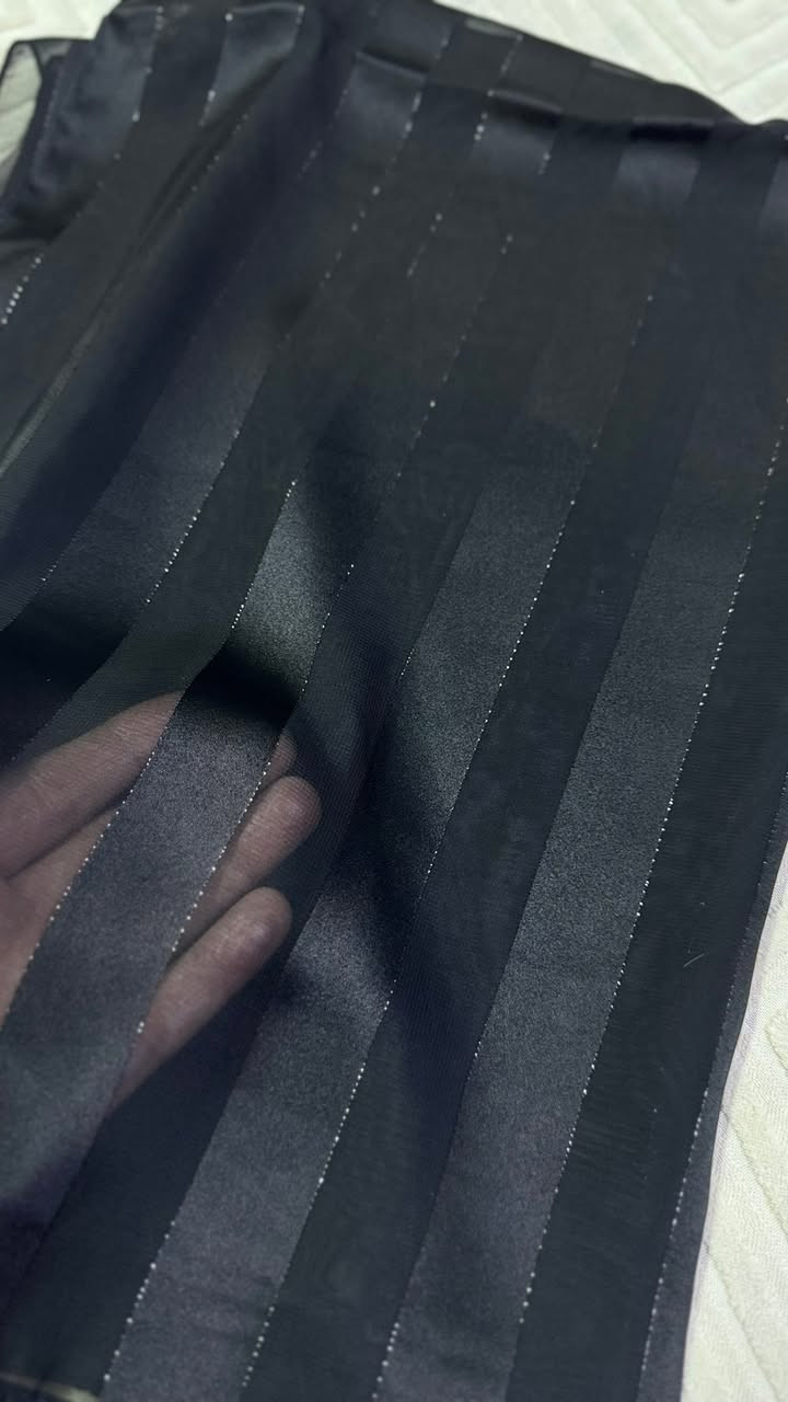 شال خليط حرير وشيفون

نقشات مختلفه
السواد والخامه مكفوله👍🏼


**إذا كنت صاحب هذا الإعلان وتريد حذفه لأي سبب، رجاءا أرسل رسالة إلى الدعم الفني**