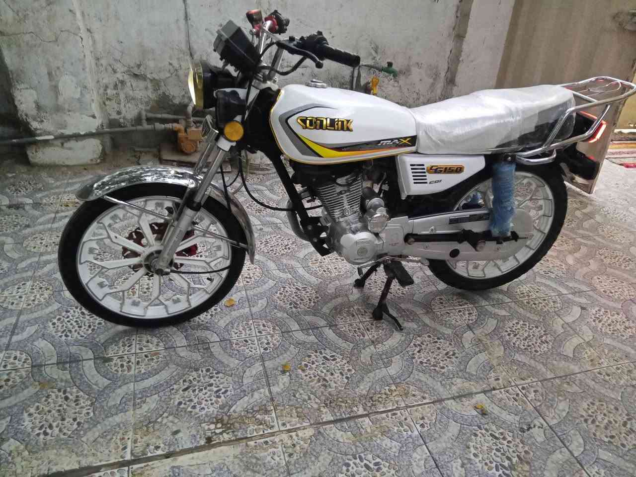 سيفان 24مكفوله سعر550مجال لشراي ***********
