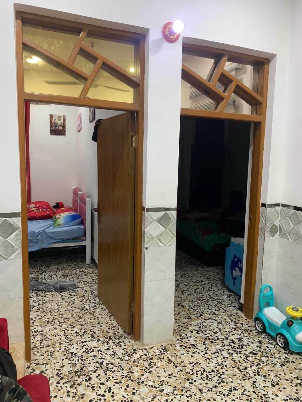 سلام عليكم يوجد بيت للبيع ومراوس حديث

جدا بناء ٢٠٢١ سند 25 في منطقة مقابيل

المرور الحسينية بدران او سعديه طابو زراعي

مي مجاري المساحه ١٥٠ متر واجه ٧ ونص

نزال ٢٠ غرفتين نوم ومطبخ و استقبال

سيراميك وكاشي طابوك جمهوري الاستفسار

رقمي واتساب *********** وتصال

عارضه ب ٨٥ بغداد, العراق
