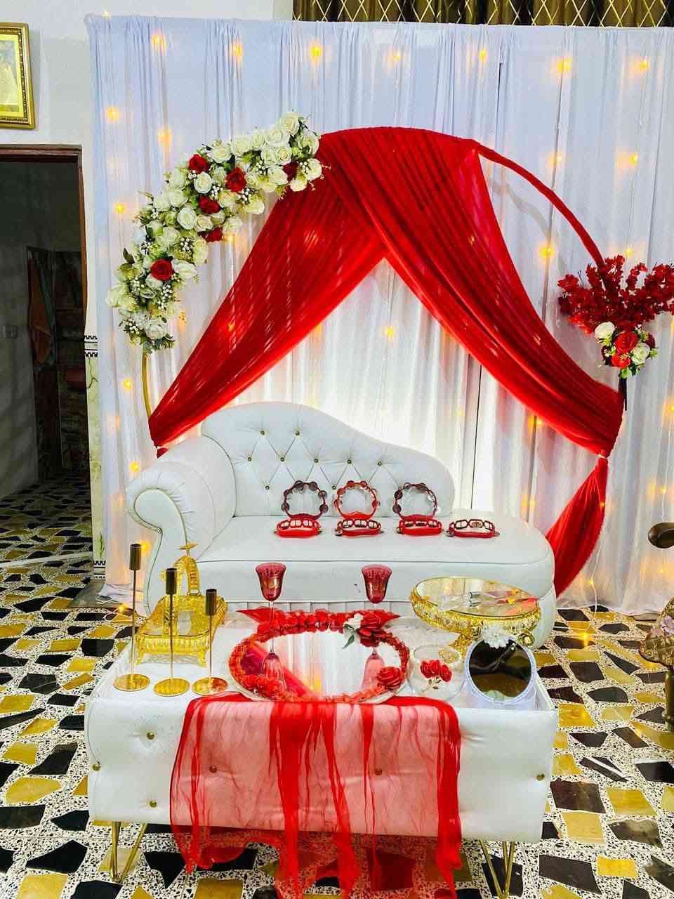 السلام عليكم مكلف بالنشر :يوجد كوشات خطوبه حنه عقد قران للأيجار الحجز مسبق السعر ١٣٠ مع الشد للحجز *********** العنوان قاطع السبعاويين قريه الصلاحيه
