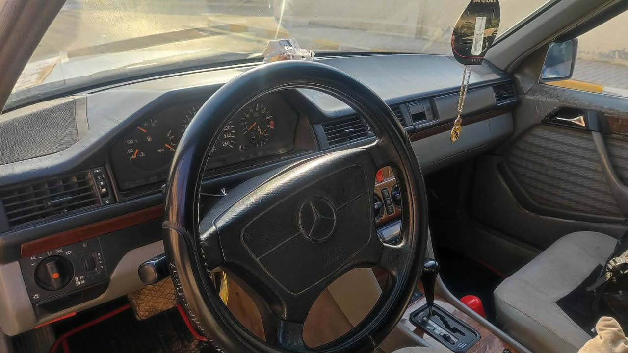 يالله اللهم صل على محمد وال محمد مارسدس دب 2300 بلاديه
موديل 92

تبريد تدفئه شغال

جام كهربائ امامي فقط

سلايت روف شغال

رقم بغداد مشروع وطني وين ميعجبك تحول

سعر 65وبيها مجال اتصل وبيك خير وتدلل

لل استفسار ***********
