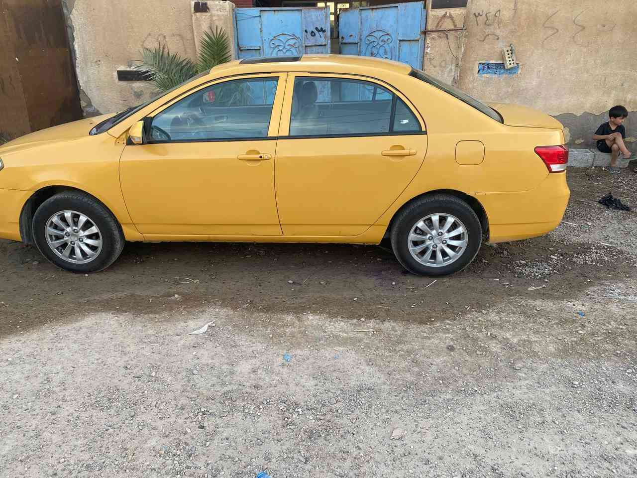 بيوادي g3 2013 بغداد بأسمي 
تدفئة تبريد شغال 
صدر امامي خلفي جديد 
كلشي موضح بالصور 
سعر 47 وبيها مجال بسيط 
مكاني بغداد / ابي غريب 
م /***********
