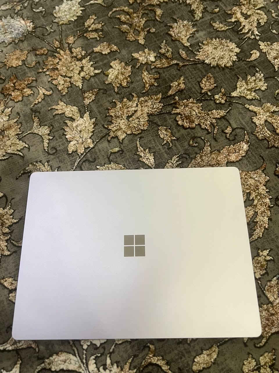 السلام عليكم 
بيع فقط  لابتوب  🛑 بيع فقط 
معدني كامل مو بلاستيك لابتوب رجال أعمال 
Surface laptop 3 13.5 انج لمس 2k
Core  i5 جيل عاشر 
Ram 8 Gb 3777mhz
128  NMVE SSD   ٥ مرات اسرع من اس اس دي  قابل للزياده 
Intel iris plus 
بطارية طوليه لحد ٨ ساعات
السعر 390  الف بيع فقط


**إذا كنت صاحب هذا الإعلان وتريد حذفه لأي سبب، رجاءا أرسل رسالة إلى الدعم الفني**