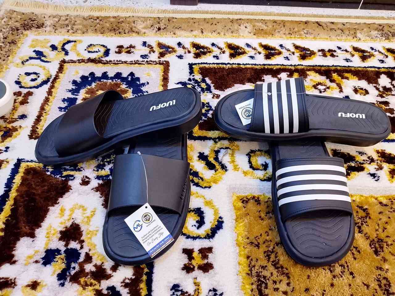 السلام عليكم 
سلبر رجالي طبي 
القياسات 40-45
توفر بجميع الالوان 
السعر 5 الف دينار 
توصيل داخل الفلوجه الفين دينار
الحجز والتواصل على الارقام التاليه 
*********** واتساب 
*********** اتصال ـ واتساب 
*********** اتصال ـ تلكرام
