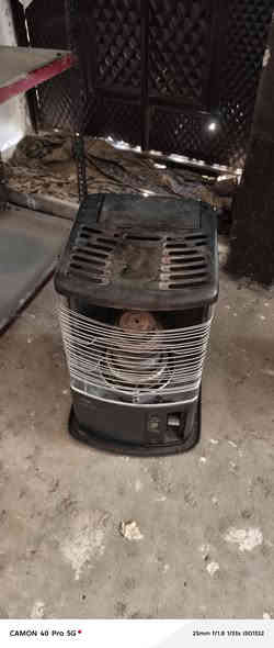 سلام عليكم اخوان صوبات نضاف شغالين اي عيب مابيهن
مكان موصل ايسر حي الكرامه سعر 125
***********
