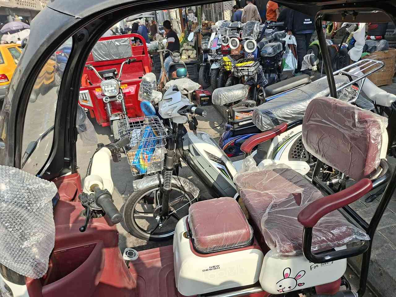 تكتوك شحن للبيع صار ثلاثه أشهر من ماخذه ومطالع بيه غير ٦ مرات نظيفه وبطاريات جديده ولمكاتبه مالته بيه السعر مليون الاستفسار ***********
