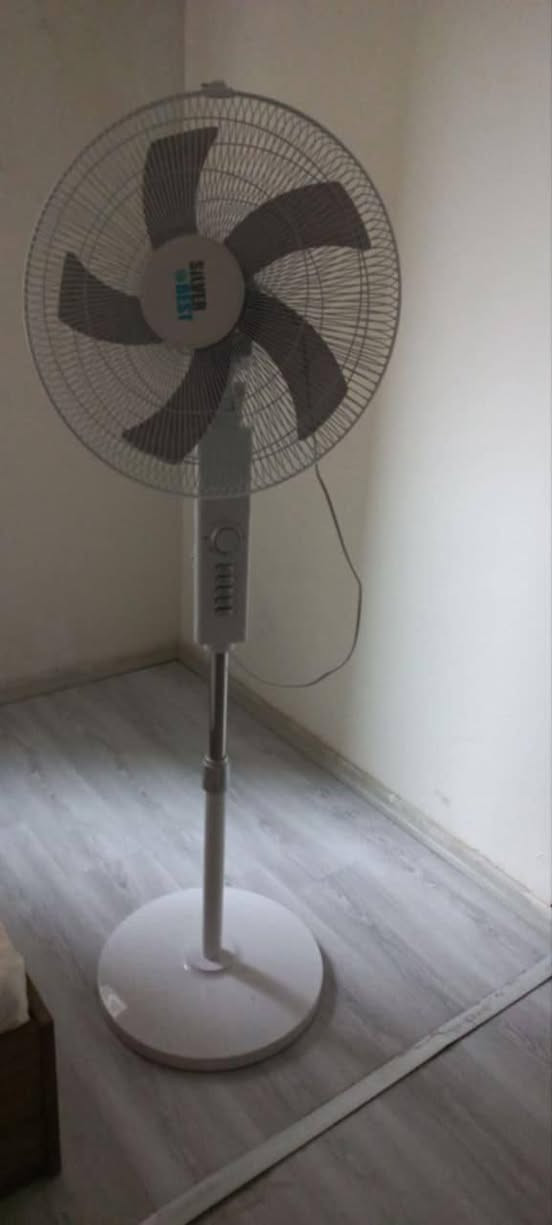 #للبيع
تخت + دوشك+كنتور + مروحة + ميزين +كرسي3 
سعر 👇
***********
