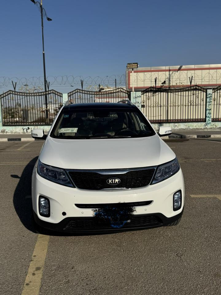 السلام عليكم
سورنتو  موديل ١٥  خليجي  ( ادوات وشرط تترقم ) 

مكفولة كفالة عامة 

محرك دوش ٢٤٠٠ 

حساس امامي خلفي 

بانوراما

٧ راكب 

معروفة مواصفاته

كير محرك كفالة 

السيارة جديدة وحلوة 

شرط مكفولة من كلشي 

 مكان السيارة (ميسان العمارة )

السعر ( ٩٥$ ) وبيه مجال بسيط 

وبالعافية ع الياخذهه

***********
