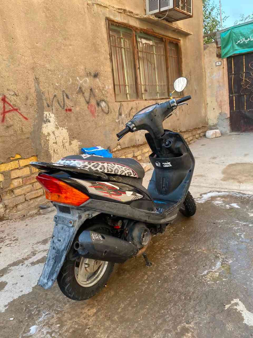 ماكس عدله مفتوحه بس ولفات وبستم الباقي كفاله دراجه بيه تزويدات بسيطه قبق سمارت بك لايت وكش اربعه اصلي دراجه كامله نكره بكل وكت 
مكاني سوك شيوخ 
الشراي يتصل وبيه خير ويدلل 
***********
