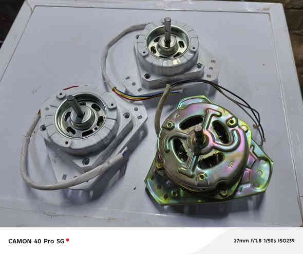 السلا م عليكم
ورشه حمزه لتصليح جميع انواع الغسالات الفول اوتماتيك 
وتصليح جميع انواع الاجهزه المنزله 
العنوان شارع معمل الثلج خلف المصرف القديم 
*********** محمد 
***********حمزه 
تصليح جميع كروت الغسالات الفول اوتماتيك 
يوجد قطع غيار للغسالات الفول اوتماتيك
