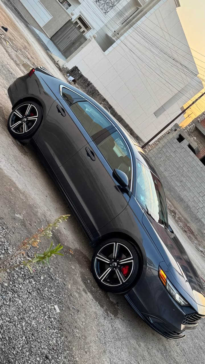 موديل 24 
فئه EXL 
خزن كشنات 
تدفئه كشنات 
كشنات جلد 
قطعتين تبريد 
فول مواصفات 
بصمه 
شاشه 
فتحه 
كامله مواصفات 
السعر 215 
سياره. فقط خشم لبنيد 
بقيت سياره كفاله Colombo, Sri Lanka


**إذا كنت صاحب هذا الإعلان وتريد حذفه لأي سبب، رجاءا أرسل رسالة إلى الدعم الفني**