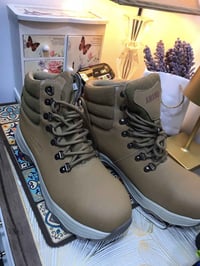 قياس ٤٤ • ملابس • خاص