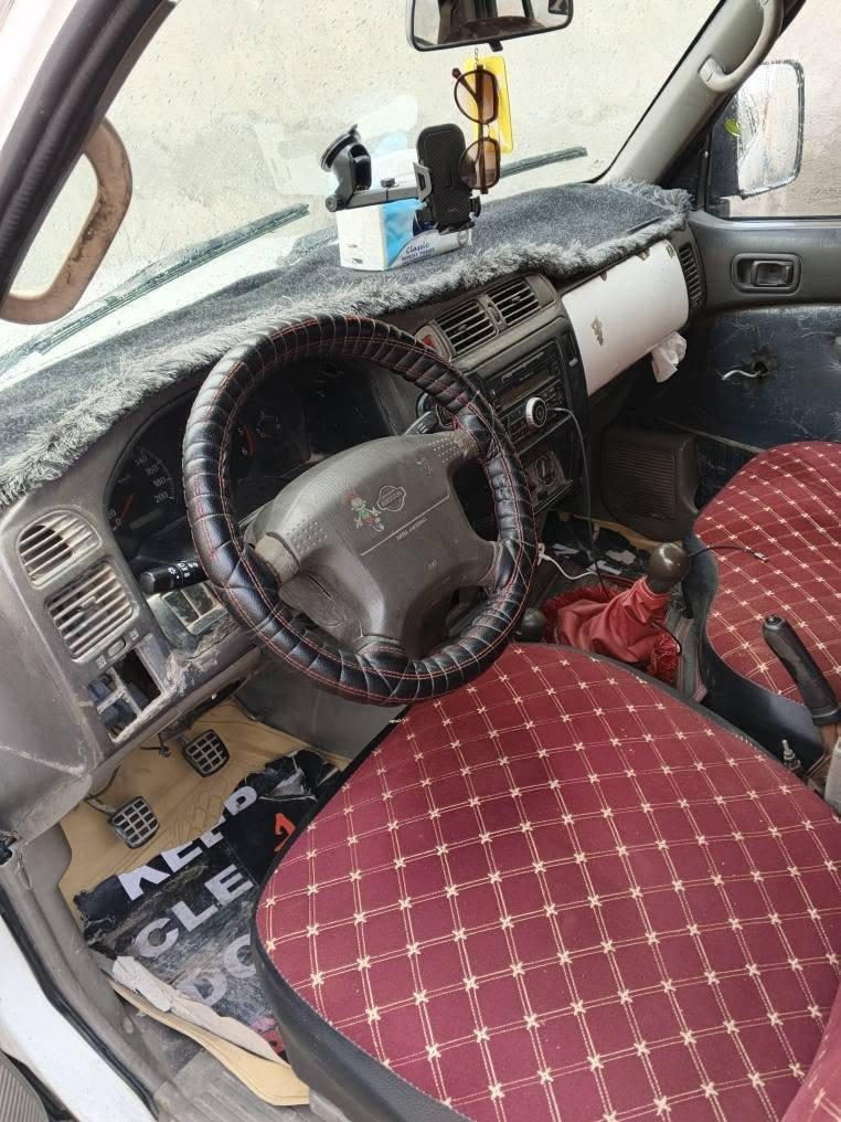 سلام عليكم باترول2001 اكفلك كير ومكينه تخم تاير جبلي جديد دوشمه جديده ارضيه جديده لو كير شغال صدر جديد عوزها شويه سمكرة وتبريد سنويه باسمي لل2030رايدها 85ورقه وبيها مجال رقمي*********** بلاد رز, ديالى
