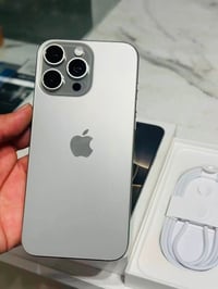 آيفون 16 برو ماكس • ٢٥٦ • بطارية ١٠٠