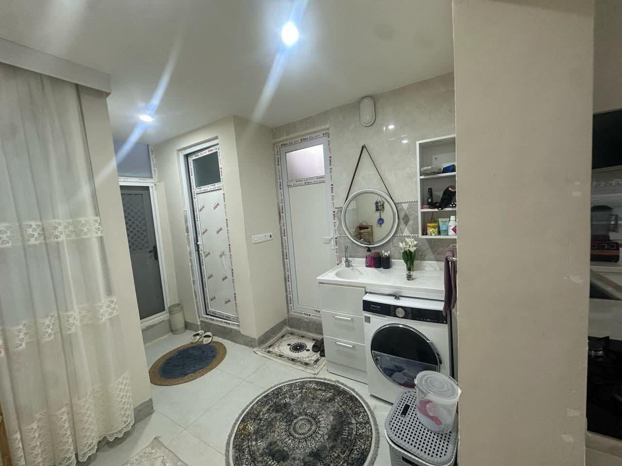 🔶  دار للبيع ( ركن )   طابقين طابو صرف  2018 ... 

🔶 المساحة : 200 متر  و الواجهه 10  

🔶  الموقع : حي الواسطي _قرب من مول الحاج زياد  ...

🔶 يحتوي  
يصير ٣ مشتملات ايضاً 
١٤٠ متر طابقين كل طابق يحتوي على هول مطبخ غرفة نوم حمامات وكراج دفن 
و ٦٠ متر بي هول ومطبخ نظام أمريكي وغرفة نوم وحمامات 

🔶 موقع ممتاز جداً منطقة هادئة 

___________________________
للاستفسار عن السعر يرجى المراسلة  أو الاتصال على ارقام  التالية ☑️
 ☎️ ***********
       ***********

أو مراجعة مكتب الكنز للعقار الواقع حي الواسطي قرب مول حجي زياد تحت مسجد نور الدين الزنكي
