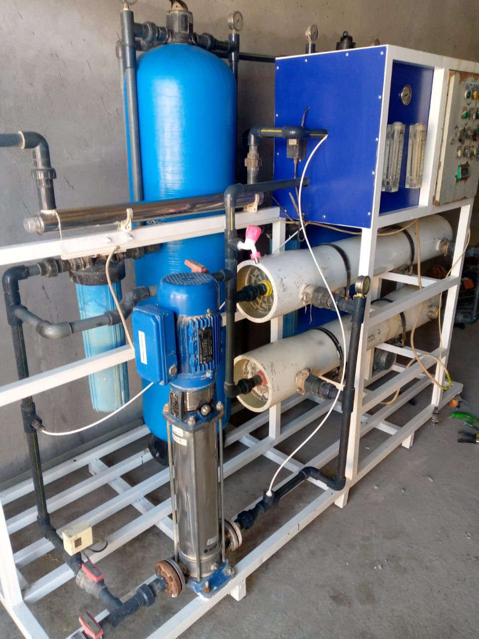 للبيع محطه الفين لتر شغل درجه اولى ماطور عامودي لواره
ماطور طرحي بنتكس 
السعر3500
مكاني واسط وعدي توصيل حسب الاتفاق 
***********
***********
