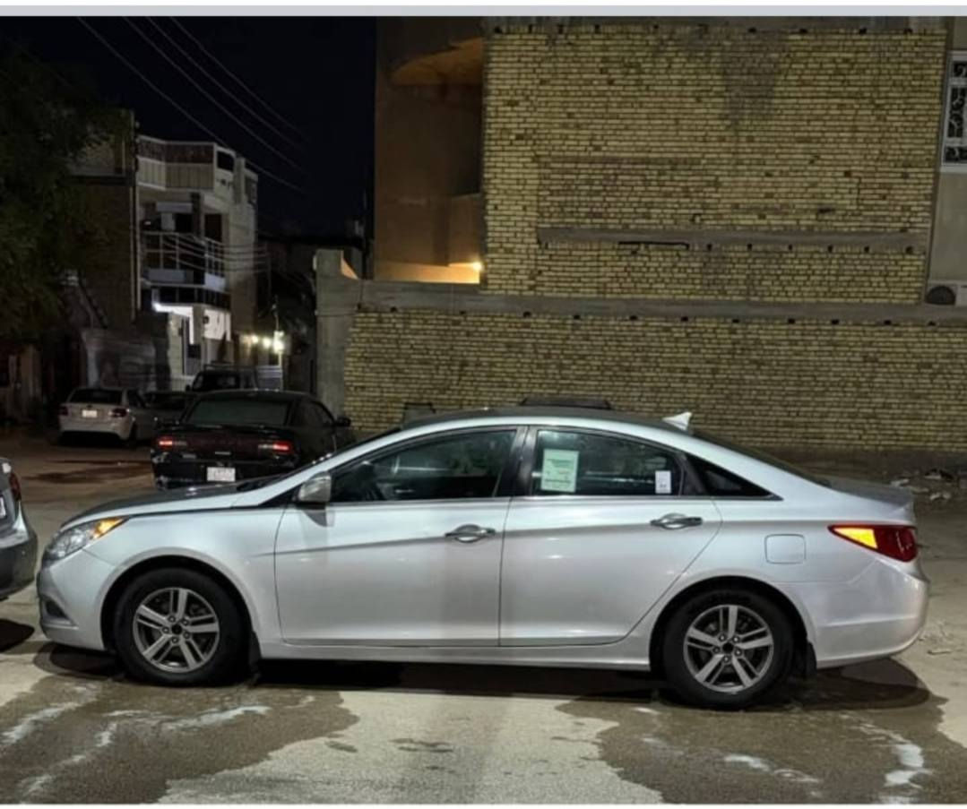 السلام عليكم سوناتا 2013 للبيع او للمراوس وارد امريكي سياره جاهزة من جميع النواحي كتاب الفحص مرفق بالمنشور مكاني ناصريه مركز *********** سعره 100وبيها مجال
