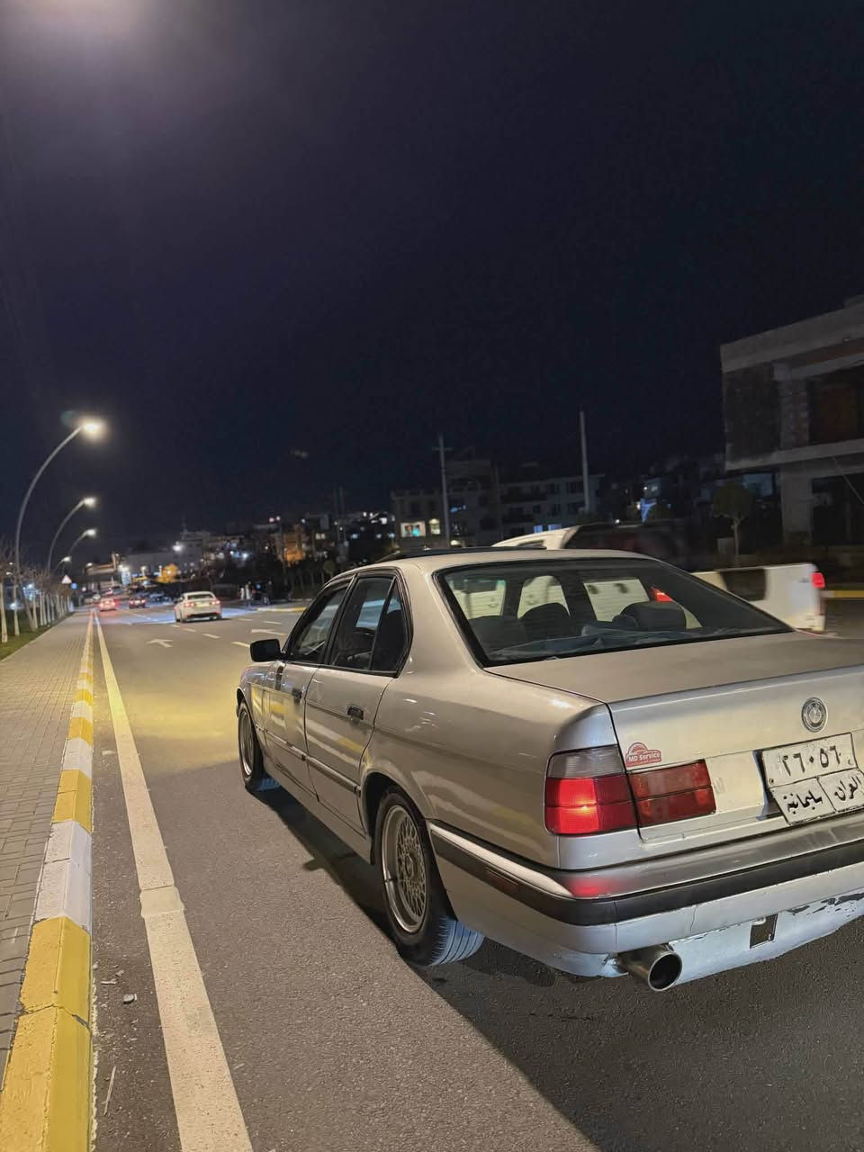 Model 1990 
Tabred sard u garm 
520 makina dejetal zor Kam banzen axwa
3aina u klaj u hamui loka 
Ger u makinay be kishaya u ba shart
Yak qrchy bchuky pshty haya السليمانية, العراق


**إذا كنت صاحب هذا الإعلان وتريد حذفه لأي سبب، رجاءا أرسل رسالة إلى الدعم الفني**