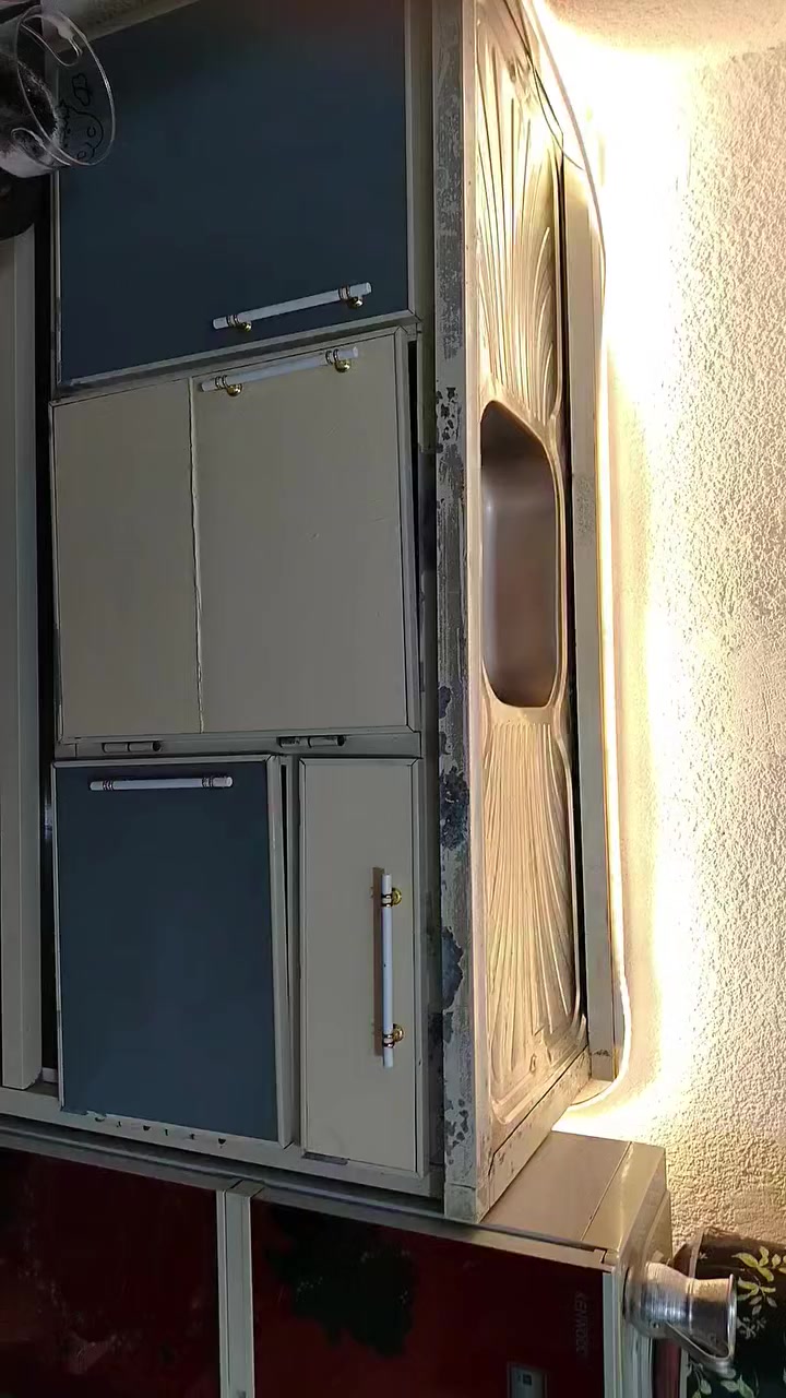 سنك وملحق للبيع ١٠٠ وبي مجال بغداد الحريه


**إذا كنت صاحب هذا الإعلان وتريد حذفه لأي سبب، رجاءا أرسل رسالة إلى الدعم الفني**