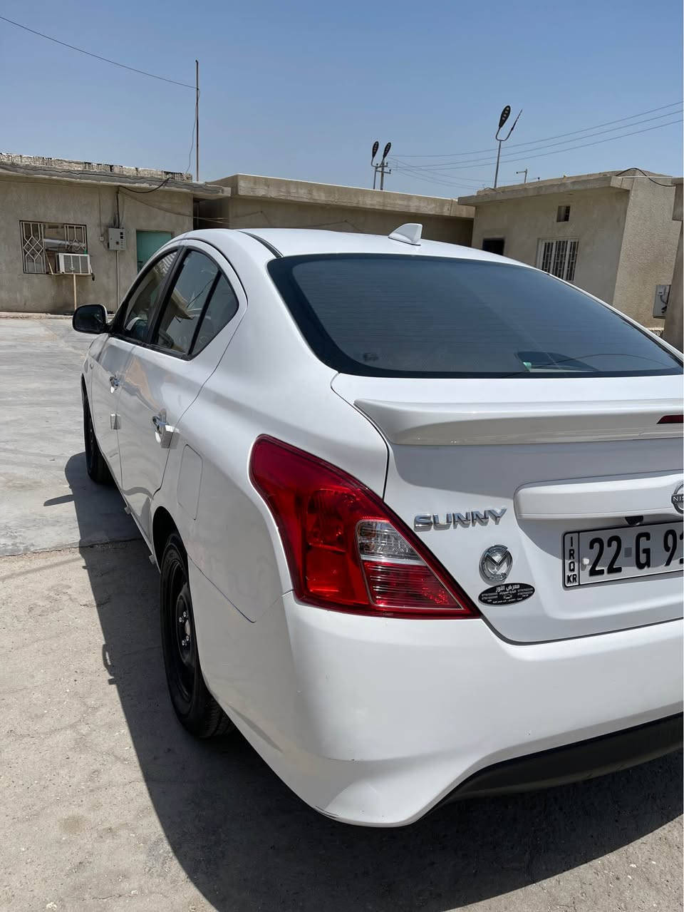 نيسان سني مديل 24 كفاله 
بيه الباب العبري الي بصف السايق صبغ وجوه مال بانزين طخه والباقي كله كفاله سعره 115 وبيه مجال 
رقمي ***********
