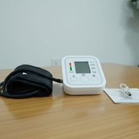 الكترونيات • توصيل • حجز بالصفحة