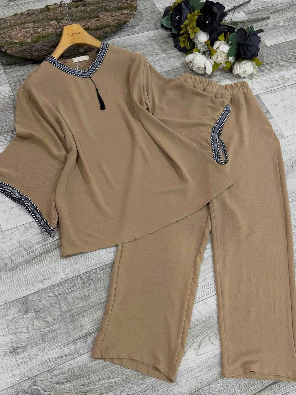 فيولا.. الأناقة والراحة تبدأ من بيتكِ! ✨
#تراك_نسائي_سسسادة_أيروبين 
#السسسسسسعر_صااااااااااااارت_قطعة_10ألاف 🫰🏻
القياس _2xl_3xl✌️
الخامه ايروبين درجه اولى💐
التوصيل الفين دينار داخل قضاء المسيب
التوصيل محافظات 6ألاف


**إذا كنت صاحب هذا الإعلان وتريد حذفه لأي سبب، رجاءا أرسل رسالة إلى الدعم الفني**