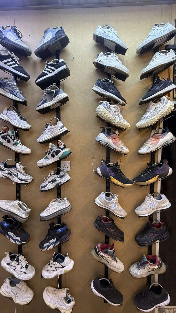 فقط ٨ الاف قطعتين ١٥ كل الاحذيه داخل المحل 
📍العنوان 
العمارة/ مجسر حي الحسين القديم السايد مقابل حلويات الحمداني 
متواجدين من بعد الفطور الى ١١ ونص ليلاً


**إذا كنت صاحب هذا الإعلان وتريد حذفه لأي سبب، رجاءا أرسل رسالة إلى الدعم الفني**