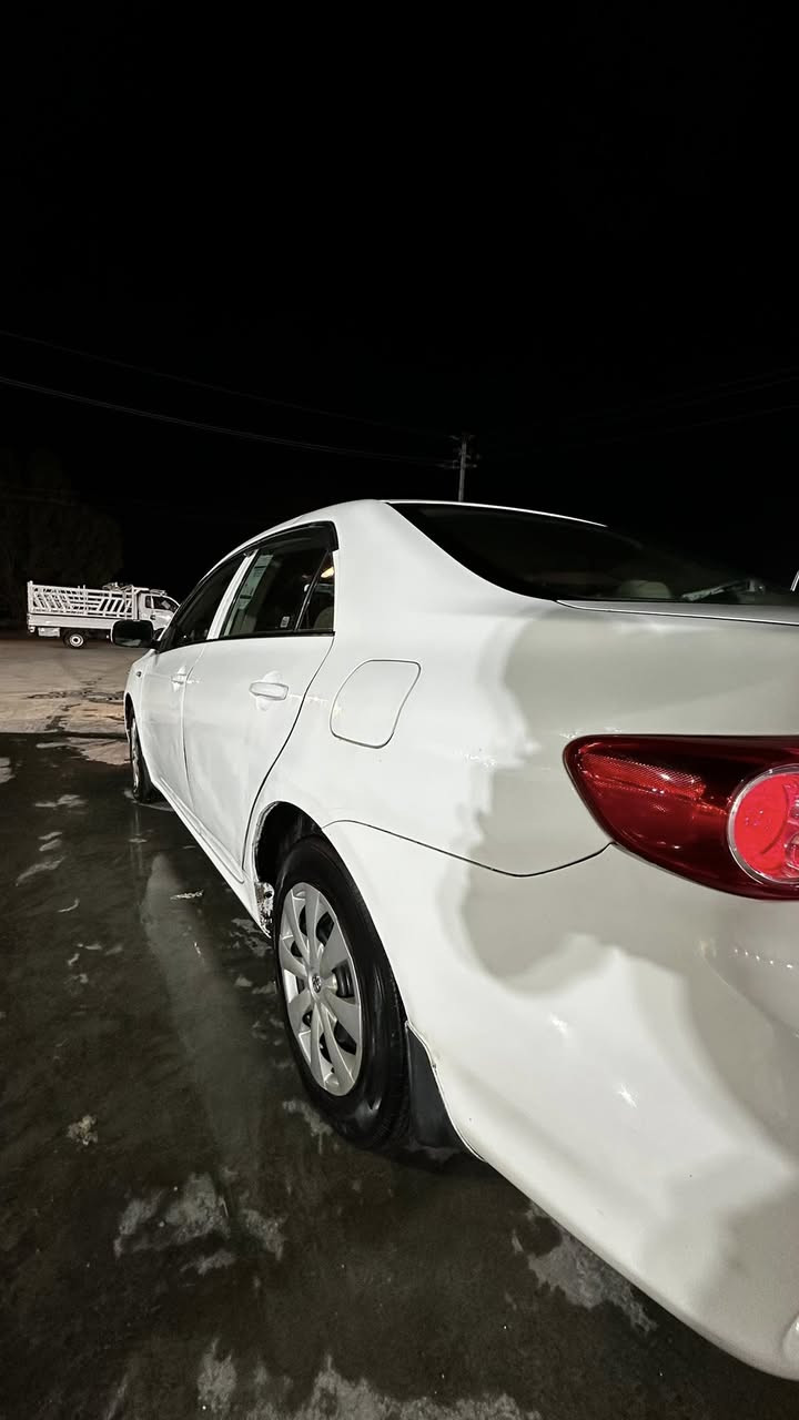 السلام عليكم 
كورلا 2013 خليجي 
مكينة 1800
بيها أربع قطع صبغ 
رقم بغداد 
سعرها 125 وبيها مجال قليل 
مكاني بابل الإسكندرية 
***********
