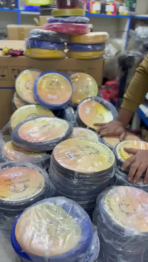 توفر حصرآ 
بسعار تنافسيه 🔥🔥
ويرات تاسيس سنكل - وايرات خطوط - 

ملاحضه سيارات فقط ‼️‼️
واير 1 ملم 
واير 1.5 ملم 
واير 2.5 ملم 
واير 4 ملم 
واير 6 ملم

وايرات خطوط‼️
واير 2 خط 
واير 3 خط 
واير 4 خط 
واير 5 خط
واير 7 خط
المنشئ : تركي ✅
نوعيه : نحاس خالص 💯

وتساب 📞
***********
يتوفر خدمه توصيل 🚚 
بغداد-محافضات
