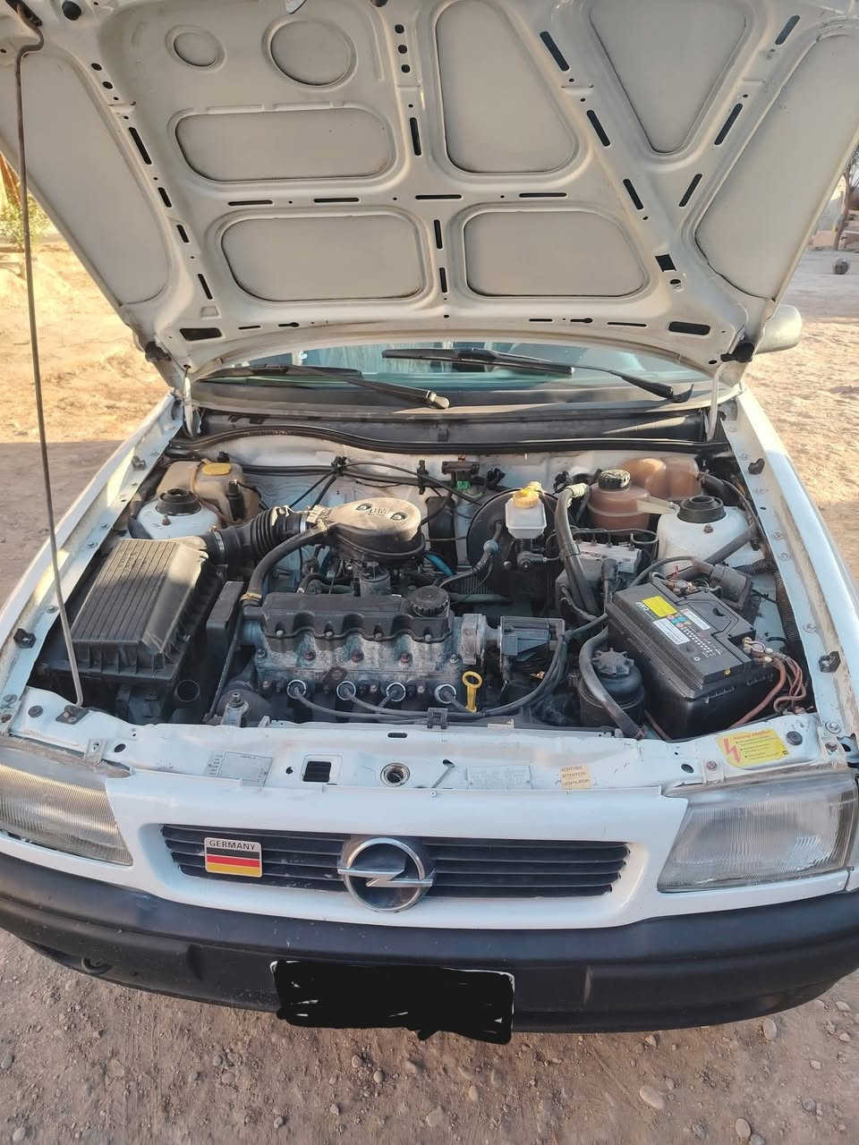 للبيع✅ السعر 57 وبيها مجال
اوبل استرا حجم 16
موديل 96 مشروع وطني
رقم بغداد دولي باسمي اني الشرعي سنويه عضم إلى نهاية 27
هزه جديد صارلها اقل الشهر شرط الوكاله والتحويل
🆕
محرك كير شرط
 مكفوله من ضربه
باتري جديد
تاير 4 جديد
كهربائيات كلها شغاله
دوشمه جديد
جام اربع عادي
قفل مركزي ع الريمونت
 طخم وكلج كلو جديد صارلو شهر
 بلكات وفلتر وفيتبم جديد
سياره مصروف عليها
✅ملاحضة
تصليح دوسات ودواير وفتحت سلايت السقف سبب خيسان فقط الباقي كلو بلادي وجديد 
✅
مكان السياره موصل الجانب الأيمن
***********
***********
