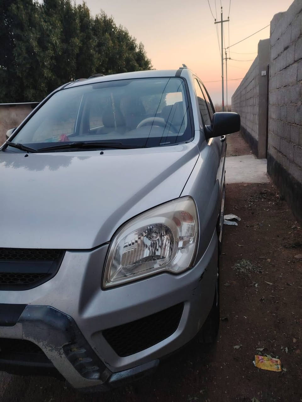 سيارة سبورتج كفاله عامه واسط خصوصي مكانها واسط السعر وباقي المعلومات الاتصال على الرقم  ‏‪0770 075 8181‬‏
