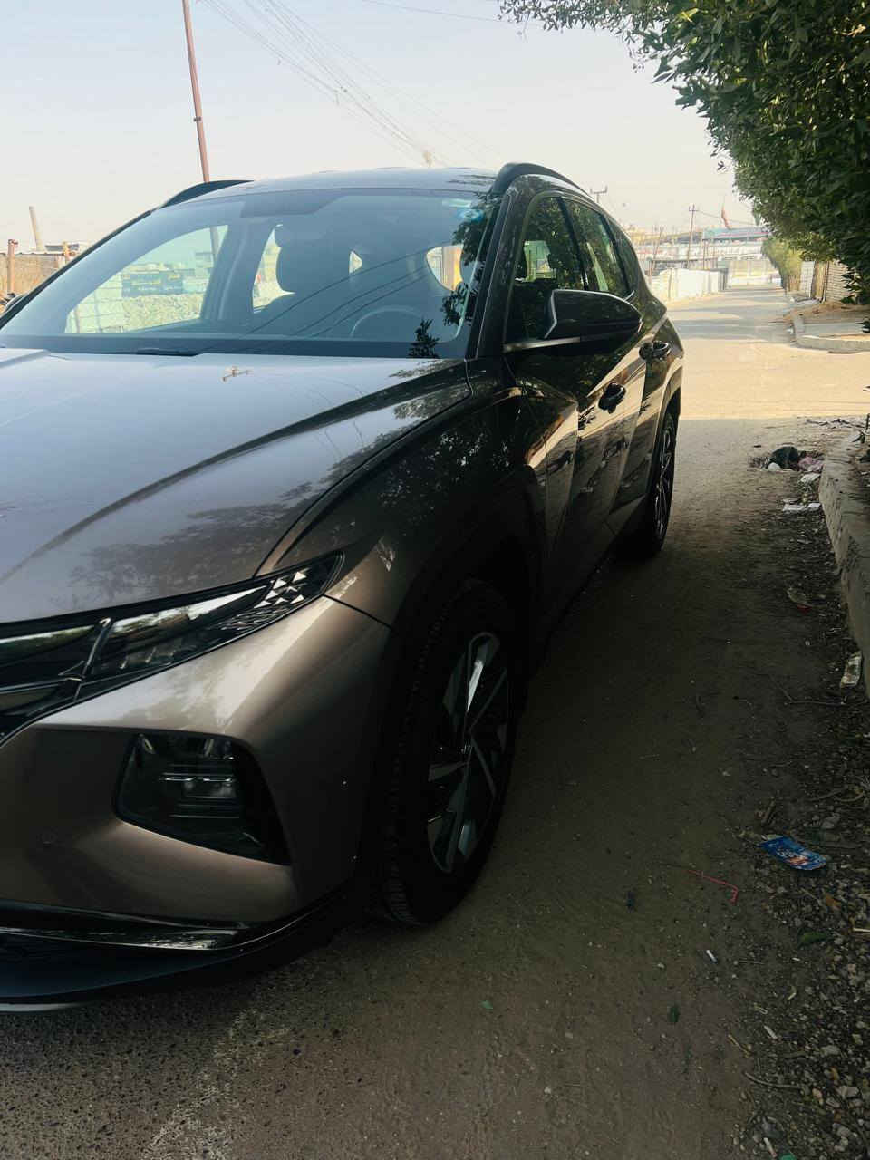 سلام عليكم توسان موديل2023
بصمه سايد بريك دكمه حساسات
امامي وخلفي ترحيب بصمه أبواب
ماشيه 38 
السعر 212
الهاتف ***********
غير متواجد عله فيس
