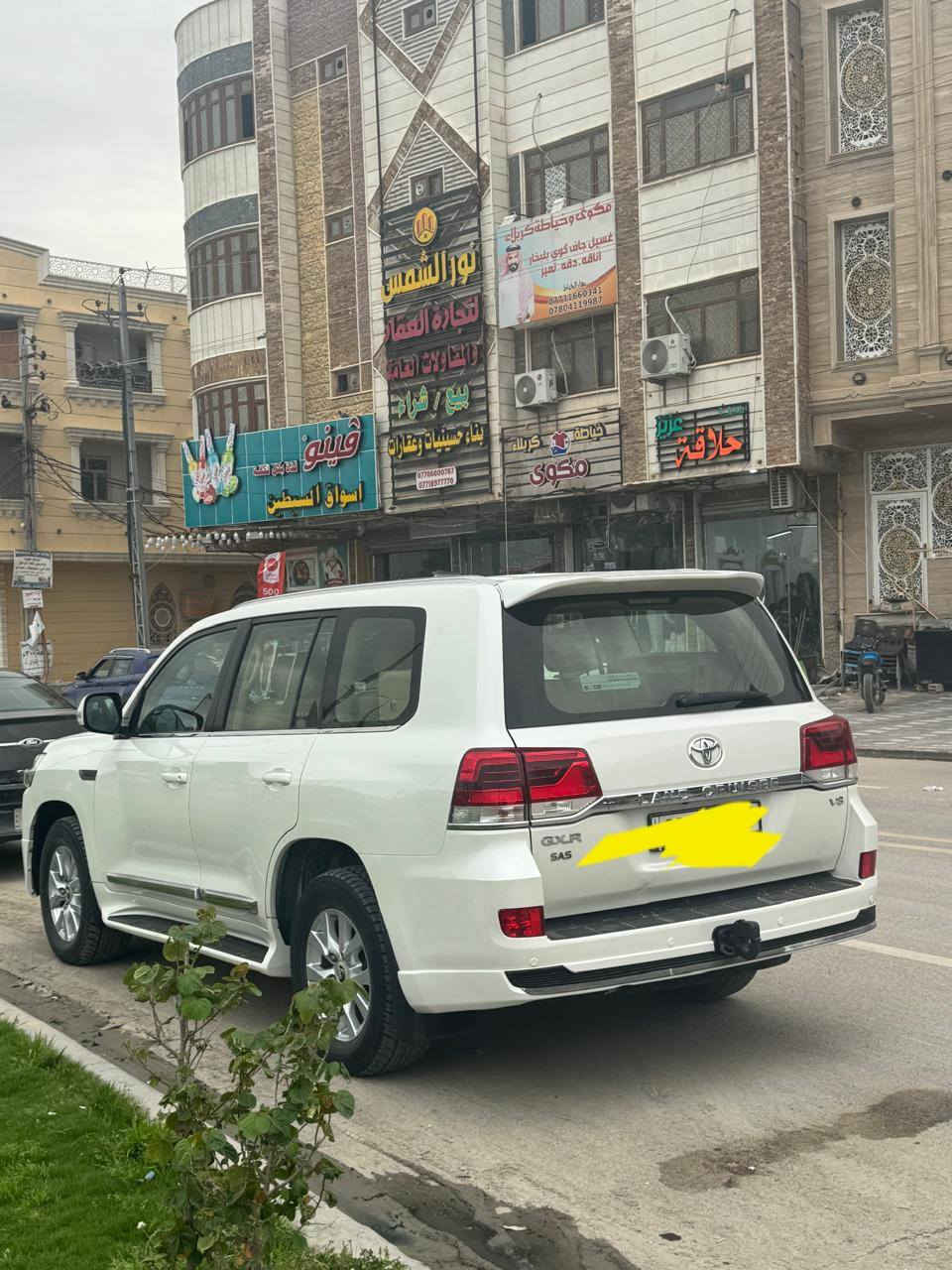 السلام عليكم.  لانكدروز  كاز  ٢٠١٩  للبيع  مكفوله كفاله عامه  رايدها  51 الف  وبيها مجال للطيبين.  هاذا رقمي. ***********
