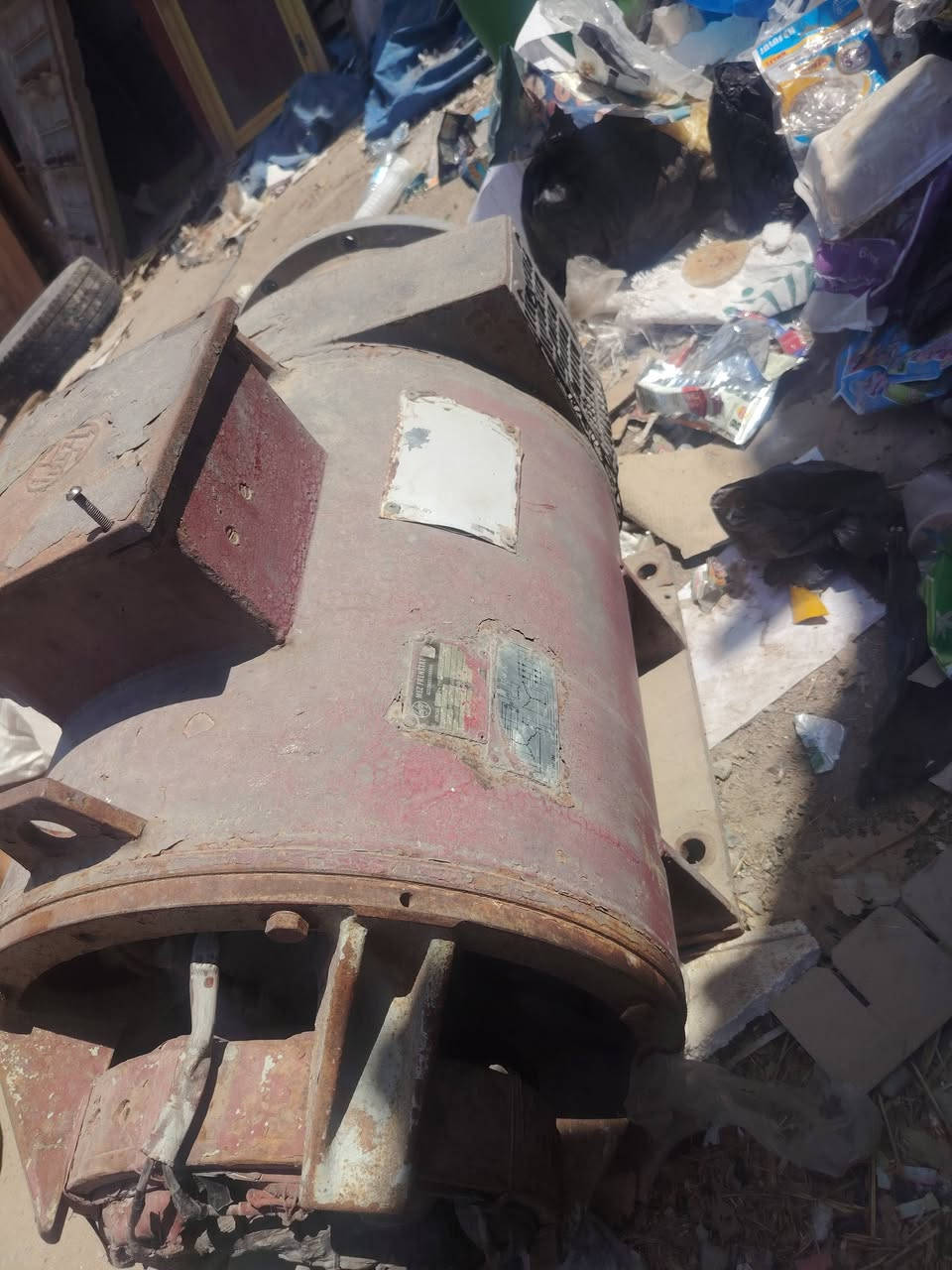 ملف 80 كيفي شغال
البيع مكان بصره مقابي سجن حمدان
رقم ***********
