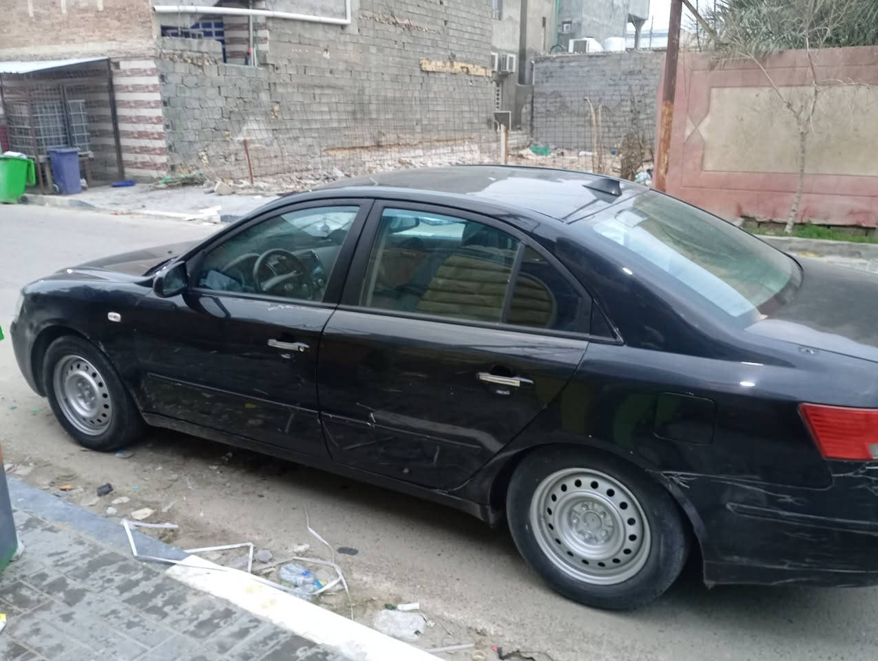 سوناتا موديل 2009 بانزين للبيع . ادوات.ادوات.ادوات. كصتهه جنطه
سنويه ولوحات اربيل. الرقم الطويل الجديد . سنويه تنتهي ب 2027
مكينه 2000 دوش . مكينه وكير كارتون
تخم تاير جديد . حداده فول . شاشه لمس . تبريد ثلج . تدفئه حتى بلكشنات . غرفتهه نضيفه بس الجلده مال دشبول مفطره يرادلهه تبديل 
سياره جاهزه وحلوه وناعمه 
مستعجل على البيعه . سعرهه 42 ورقه وبيهه شي قليل رقمي *********** عنواني الامن الداخلي
