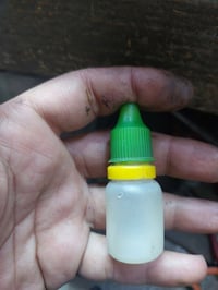 يوجد قطرات مادة فحص الفضه  سعر القطره ٥٠٠٠ دينار  يوجد توصيل جميع محاف...